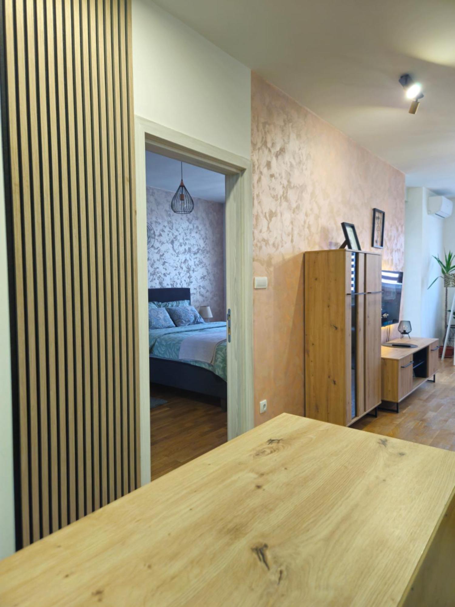 Apartment Ela Subotica Exterior photo